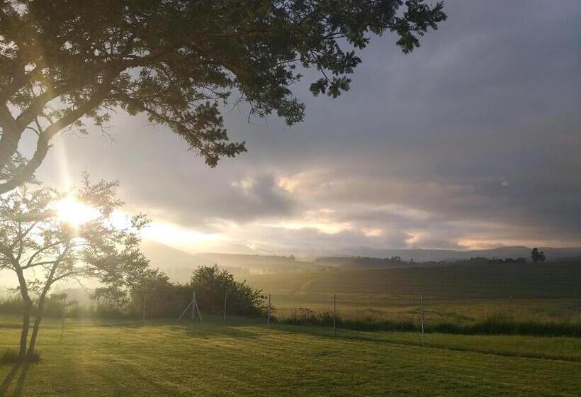 فندق River Crossing