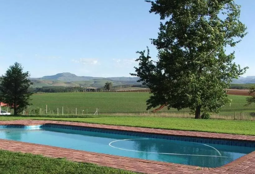 Hotelli River Crossing