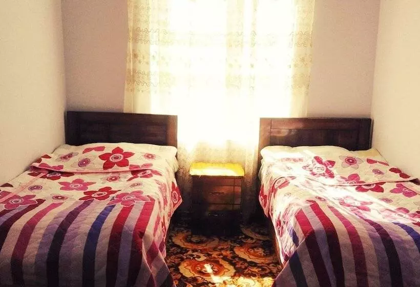 پانسیون Guesthouse Qaldea