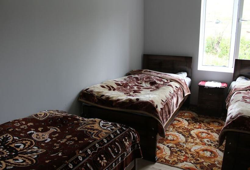 پانسیون Guesthouse Qaldea