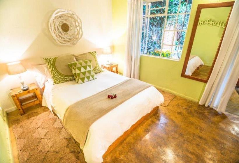 پانسیون Malandela S Guest House