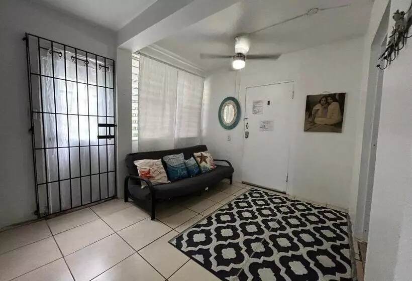 پانسیون Vieques Good Vibe Guest House