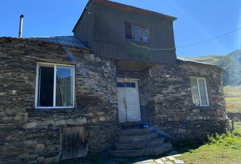 پانسیون Guesthouse Qaldea