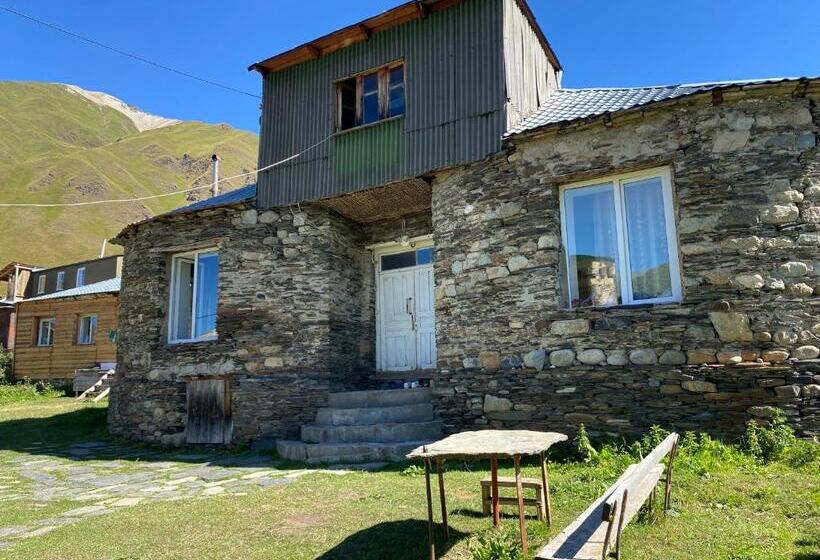 پانسیون Guesthouse Qaldea