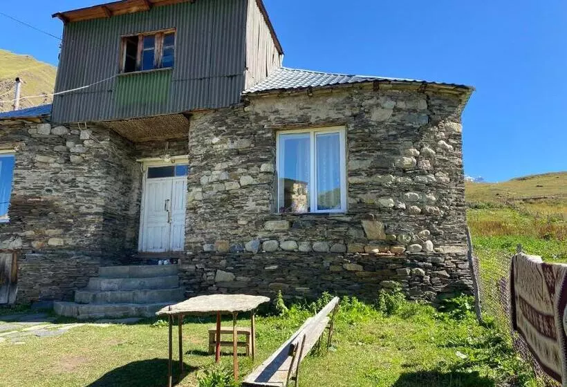 پانسیون Guesthouse Qaldea