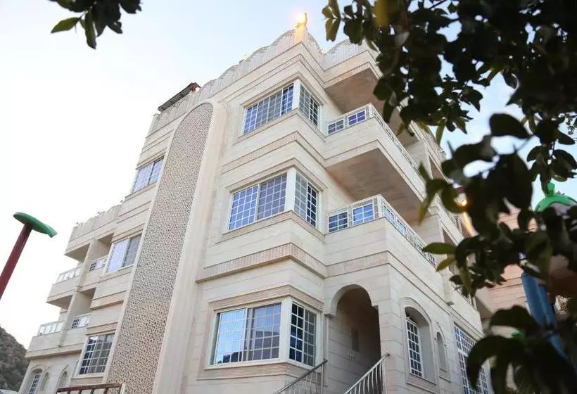 Safwat El Amal Suites
