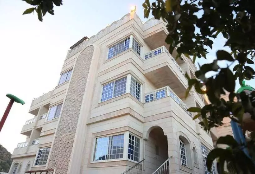 Safwat El Amal Suites