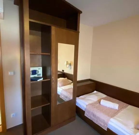 Zámecký Hotel Zlatý Orel