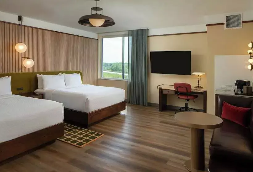 The Tallison Hotel, A Tribute Portfolio