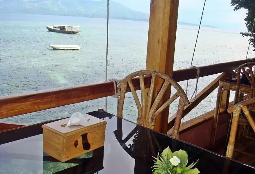 Hotelli Bunaken Divers Sea Breeze Resort
