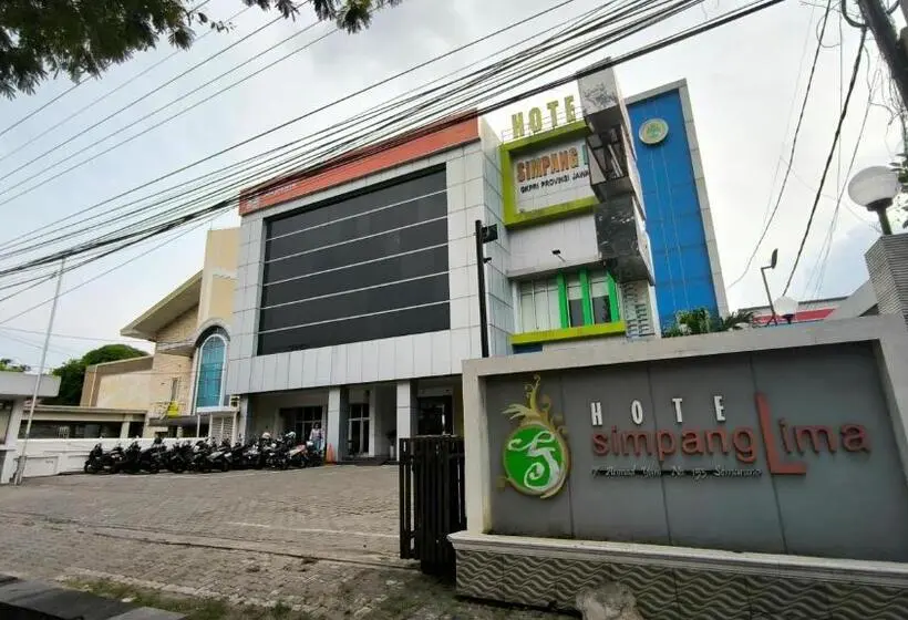 Otel Simpang Lima Semarang