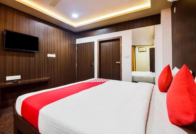 Fabhotel Tak International