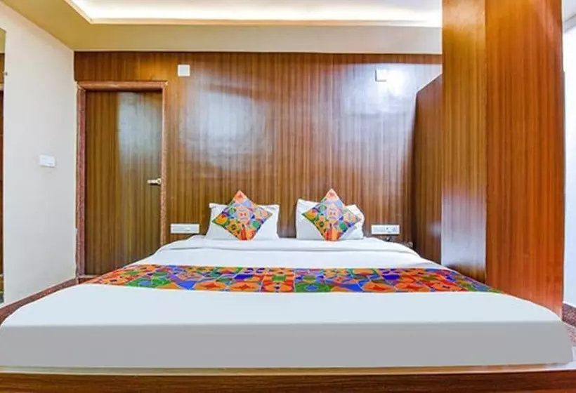 Fabhotel Tak International