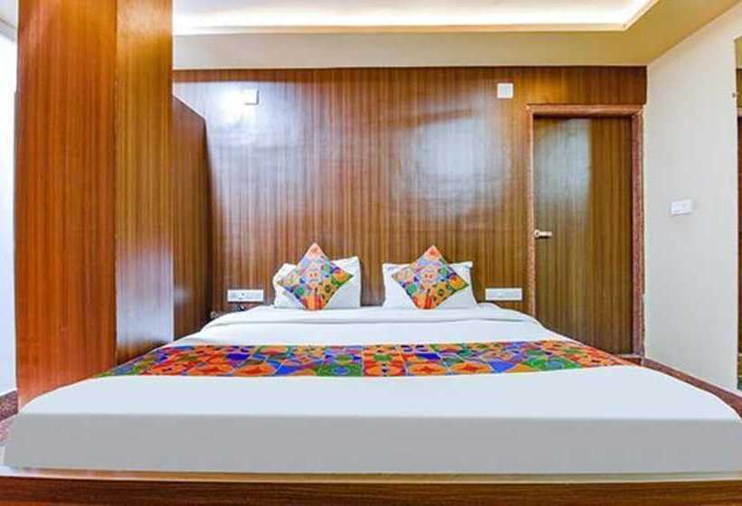 Fabhotel Tak International