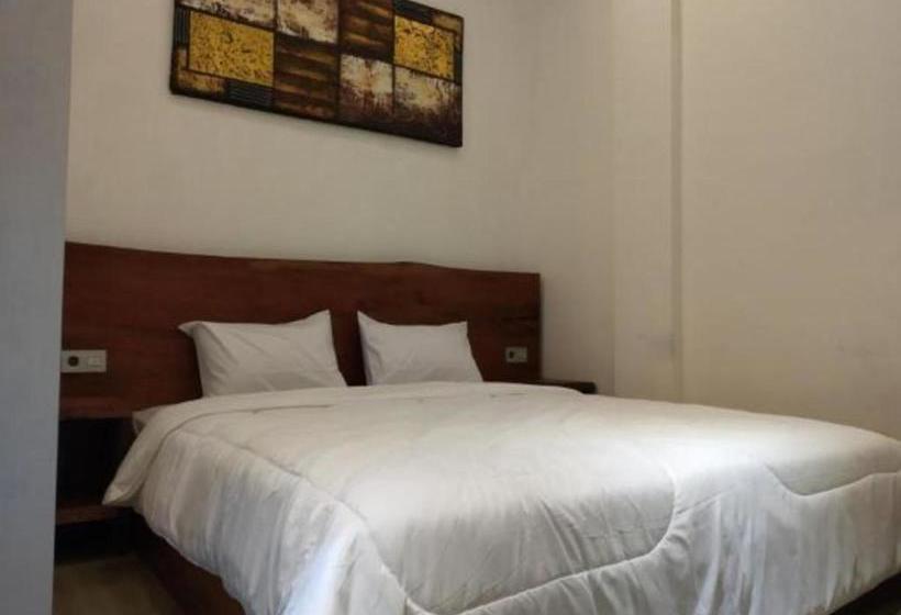 酒店 The Emerald Inn