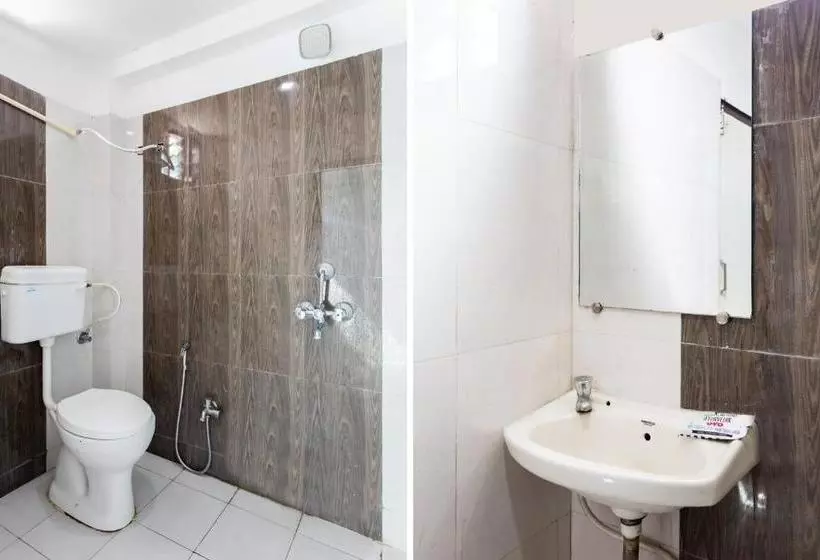 Oyo 28819 Hotel Shreekunj