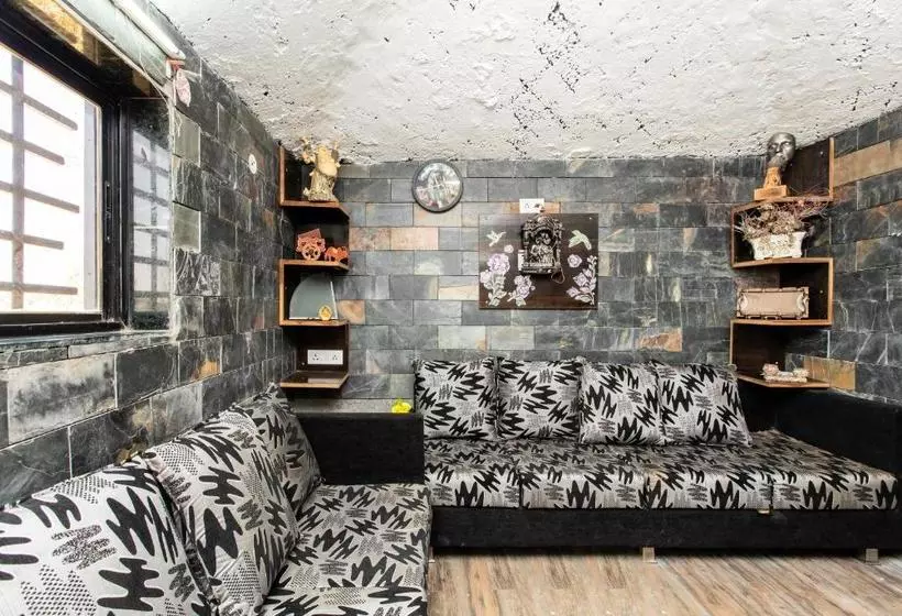 Oyo 28819 Hotel Shreekunj