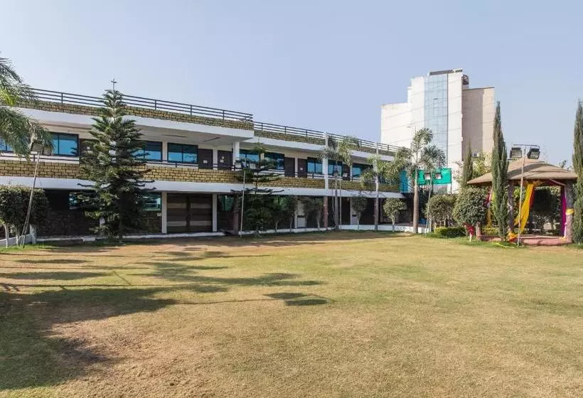 Oyo 28819 Hotel Shreekunj