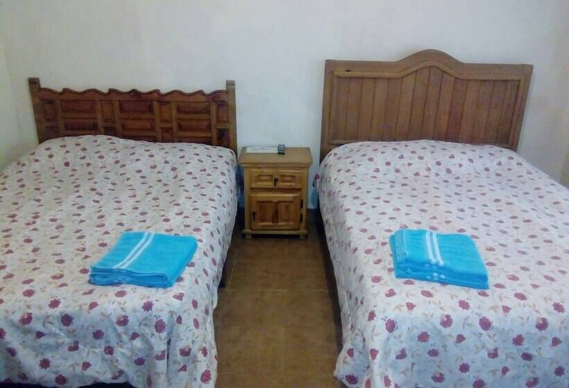 بنسيون Bungalows De Los Abuelos