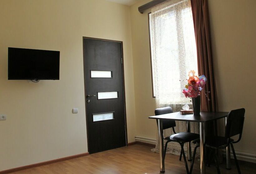 پانسیون Seva Guesthouse