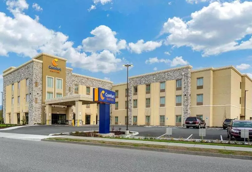 ホテル Comfort Suites Burlington Near I 5