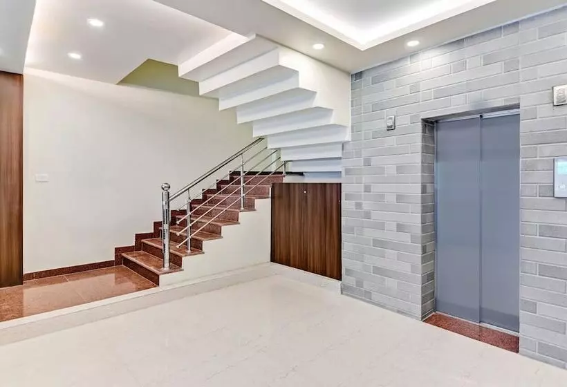 ホテル Treebo Resto  Near Lucknow Railway Station