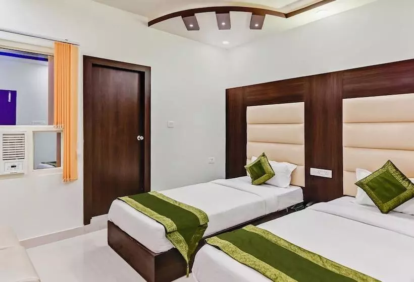 ホテル Treebo Resto  Near Lucknow Railway Station