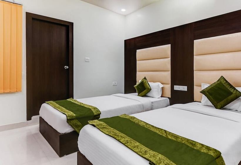 Hotelli Treebo Resto  Near Lucknow Railway Station