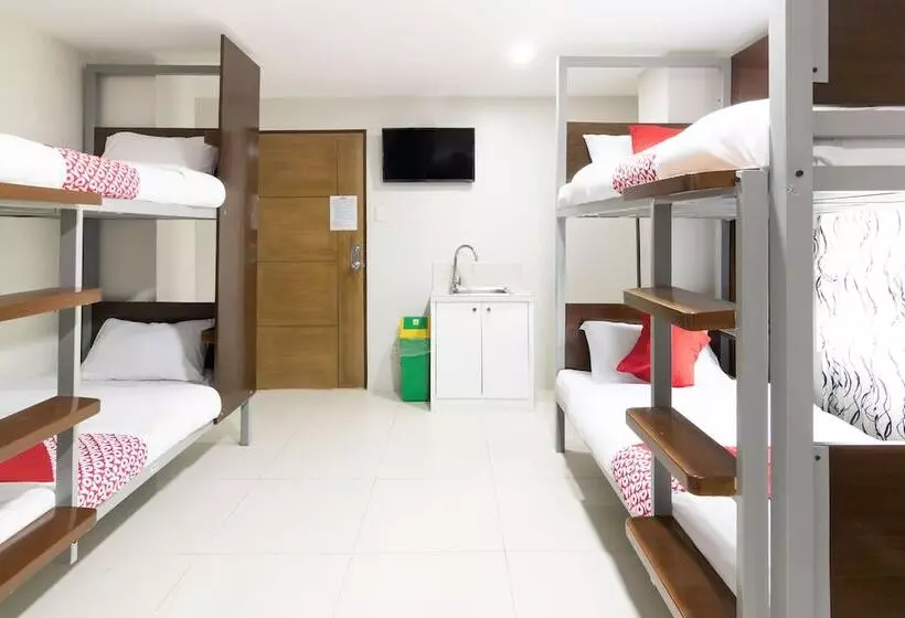 Oyo 152 Sangco Condotel