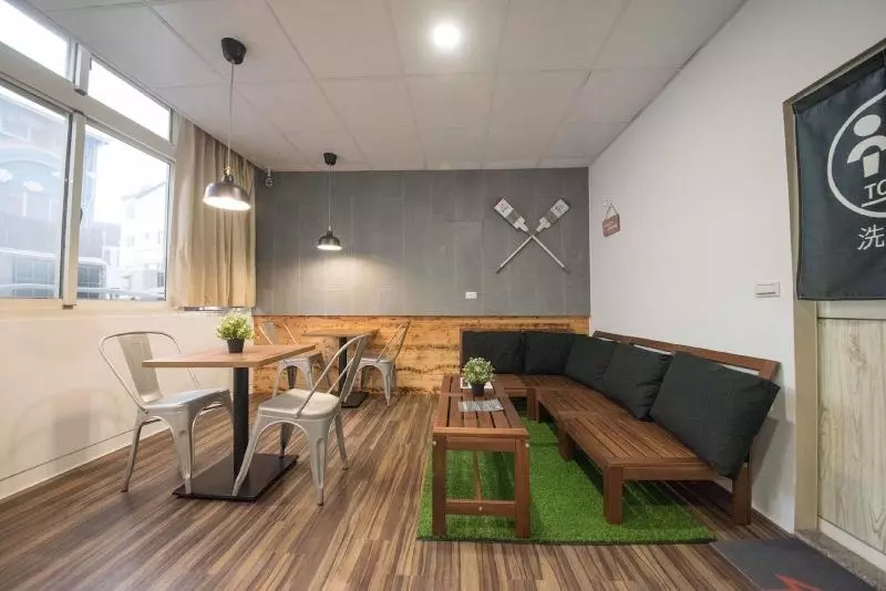 Deer Traveler Hostel