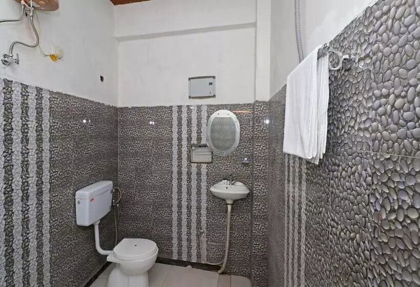 ホテル Oyo 23165 Raghav Resort