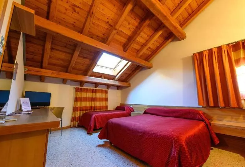 ホテル Agriturismo Venice Dolomiti