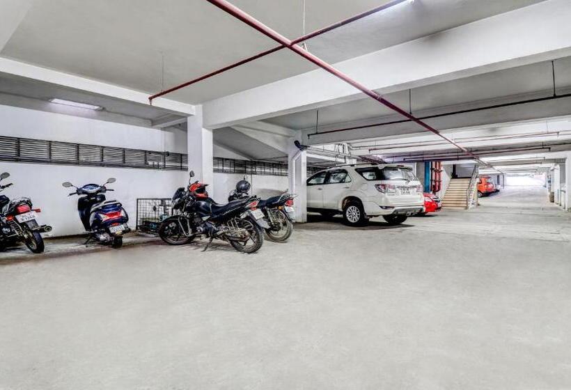 Itsy Hotels Ammu Regency