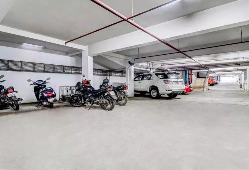 Itsy Hotels Ammu Regency