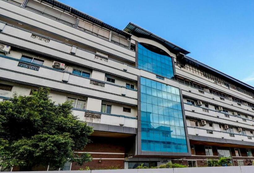 Itsy Hotels Ammu Regency