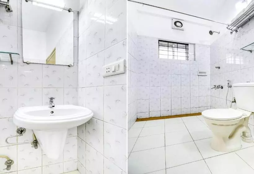 Itsy Hotels Ammu Regency