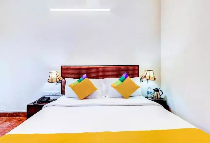 Itsy Hotels Ammu Regency