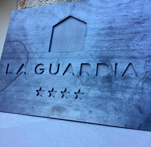 בית מלון כפרי La Guardia