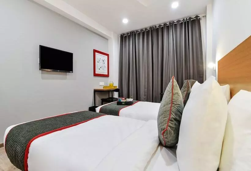 ホテル Oyo Townhouse 079 Sector 46