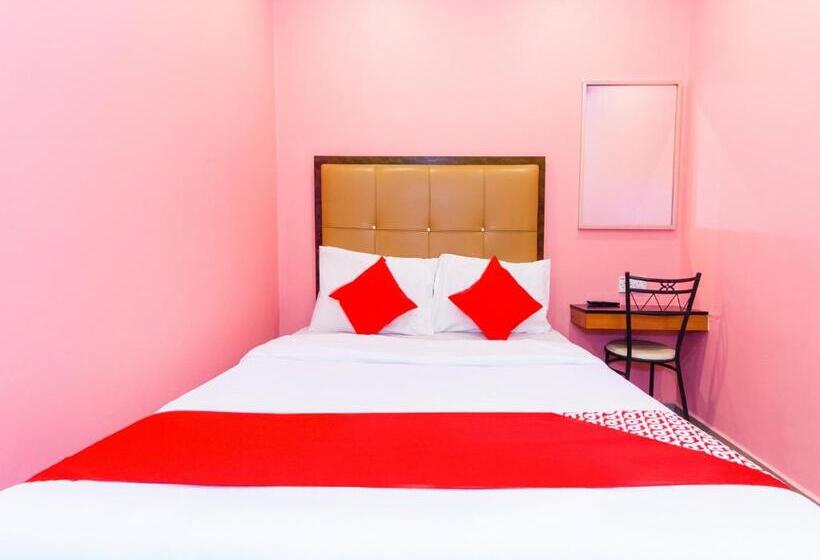 Oyo 746 Hotel Comfort