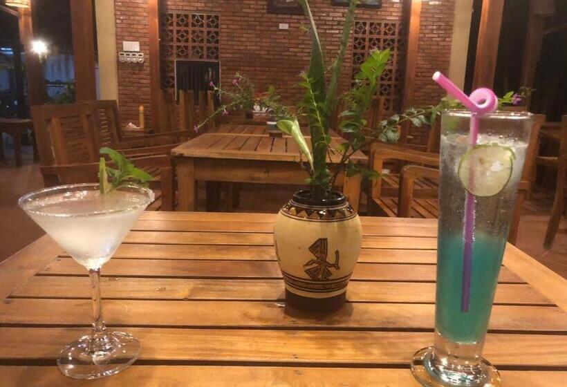 استراحتگاه Island Lodge Phu Quoc