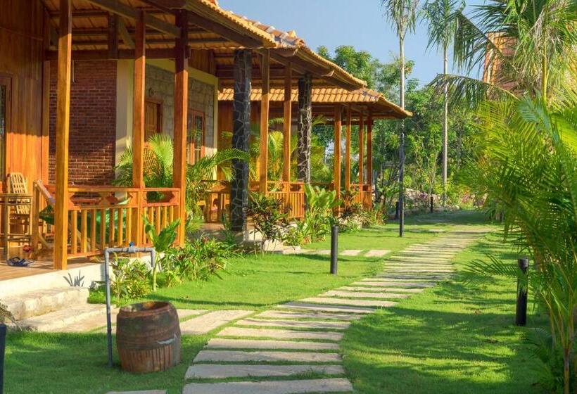 استراحتگاه Island Lodge Phu Quoc