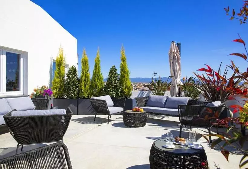 Aamiaismajoitus (B&B) Milestone