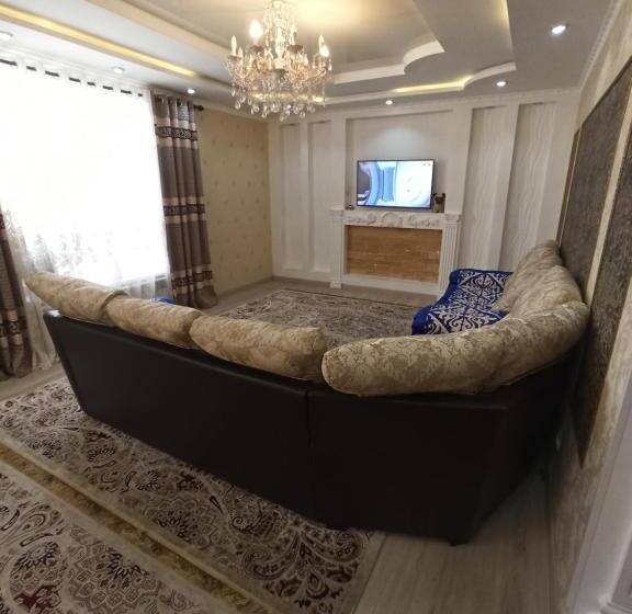 تختخواب و صبحانه Guest House Nuri