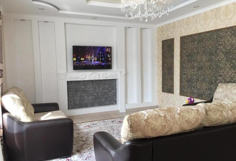 تختخواب و صبحانه Guest House Nuri