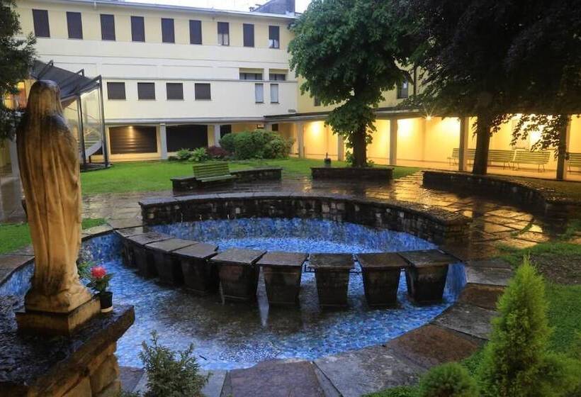 هتل Casa Per Ferie Al Centro