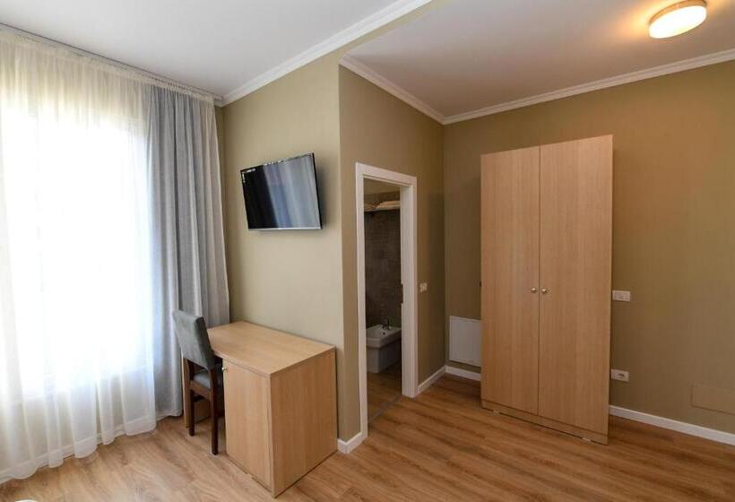 בית מלון כפרי Santo