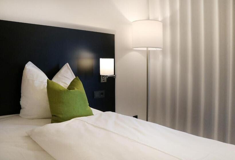 Kf Hotel By Wmm Hotels