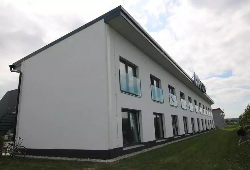 Kf Hotel By Wmm Hotels