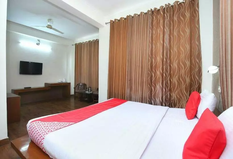 Oyo 23580 Hotel The Grand